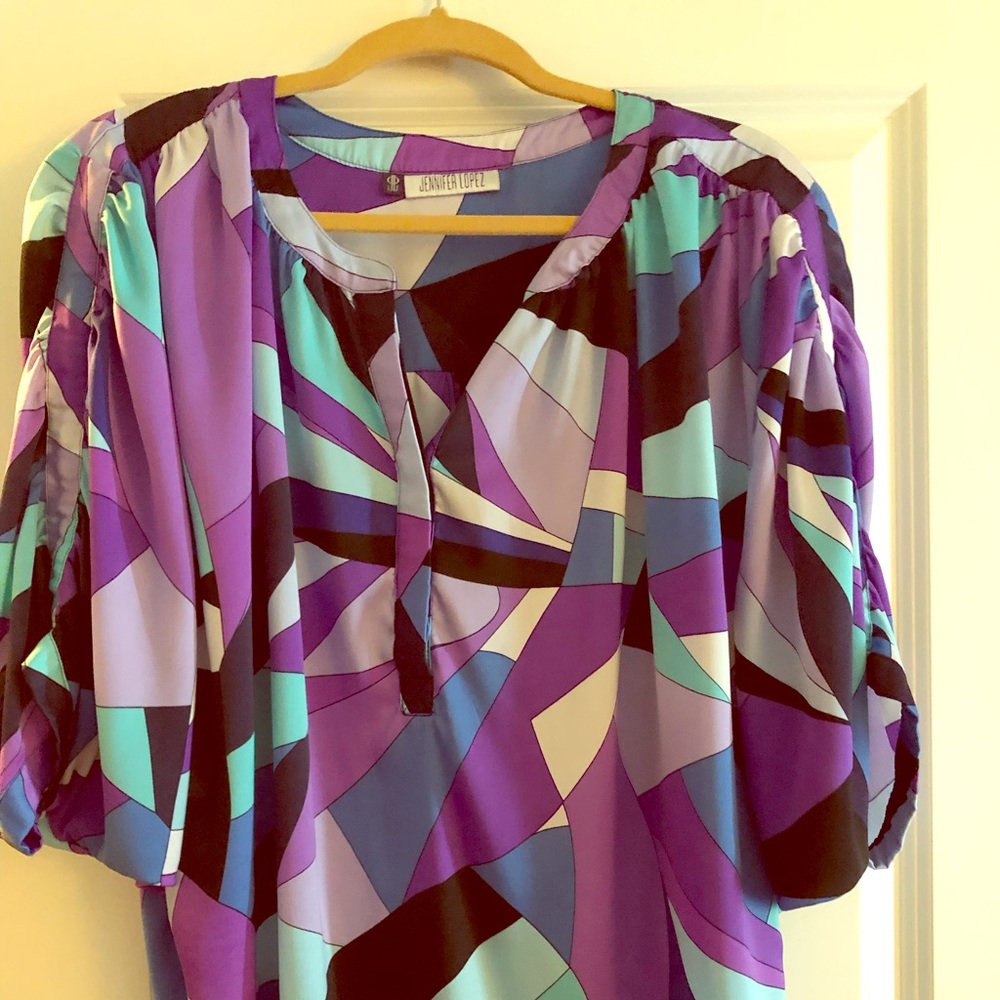 Gorgeous Jennifer Lopez XL 3/4 sleeved blouse
